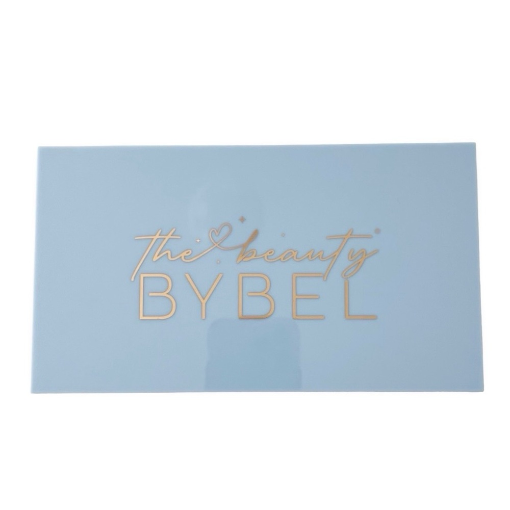 The Beauty Bybel The OG 18 Pan Eyeshadow Palette by Carli Bybel
NIB - Picture 4 of 6